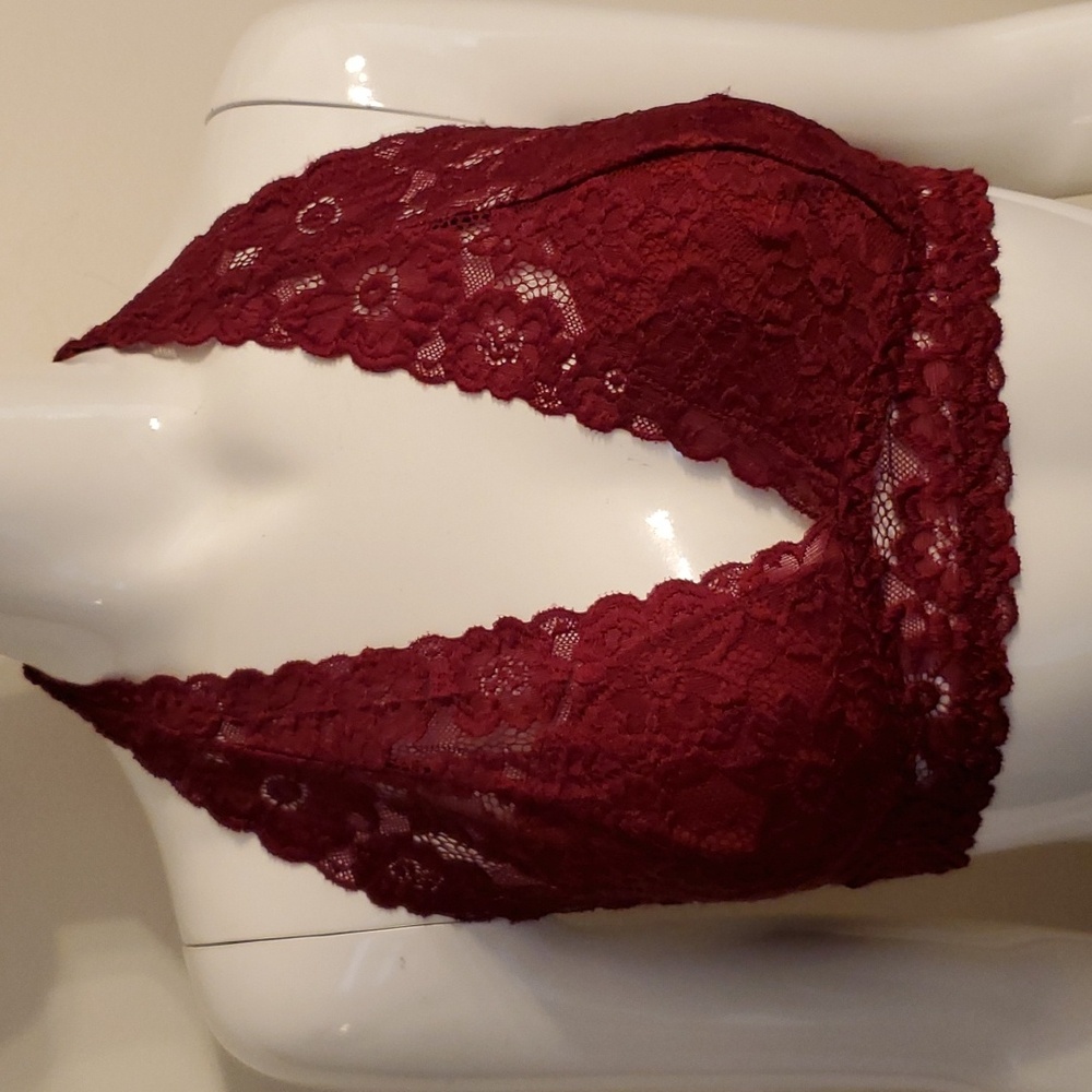 🎄5/$30🎄 Burgundy Lace Bra